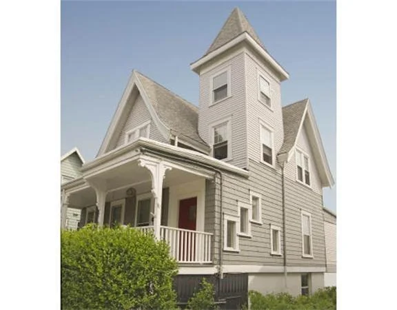 Photo of 13 Beach Avenue