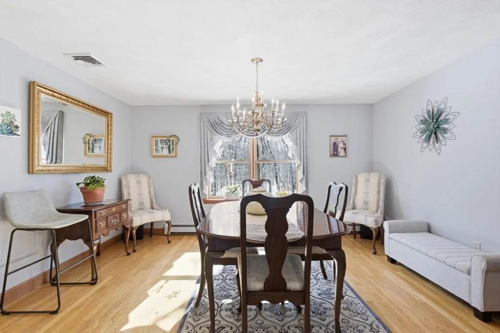 Photo of 194 Sanborn Lane