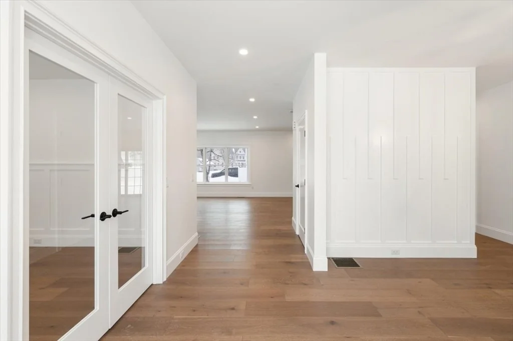 Photo of 37 Longfellow Rd