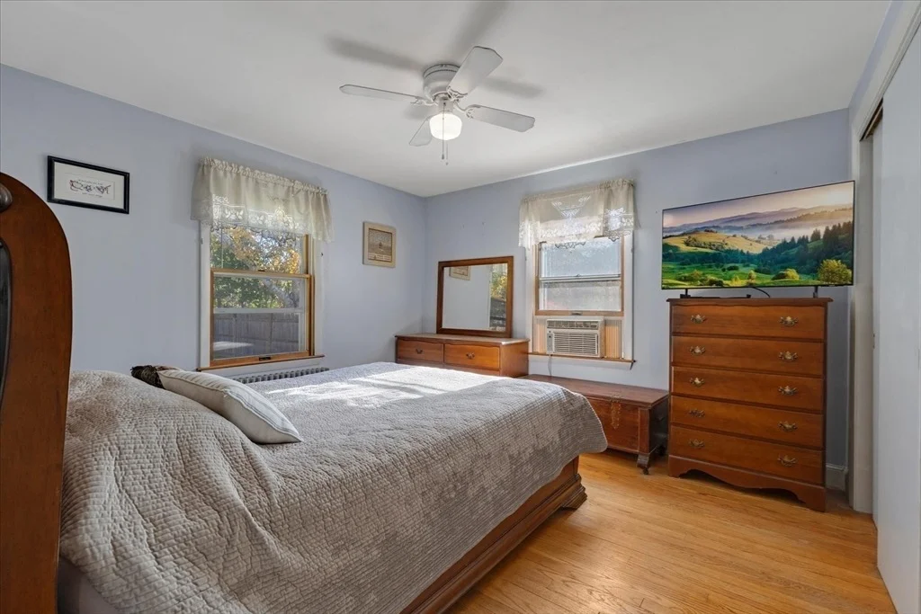 Photo of 281 Spring St