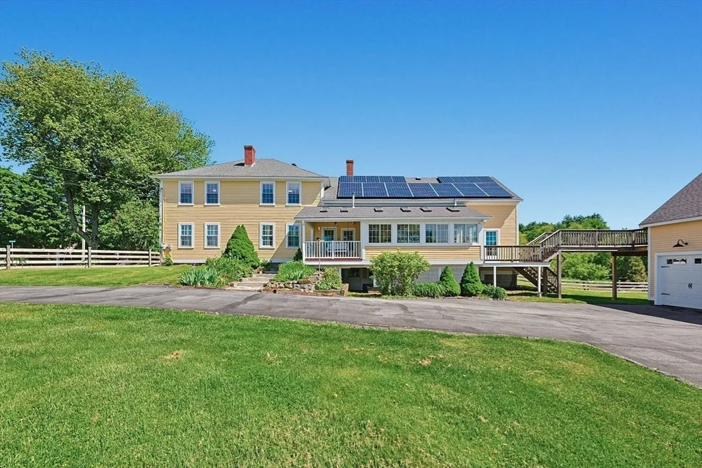 Photo of 771 Podunk Rd