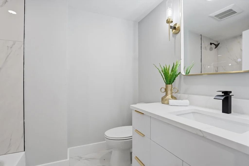 Photo of 11 Bromfield Road