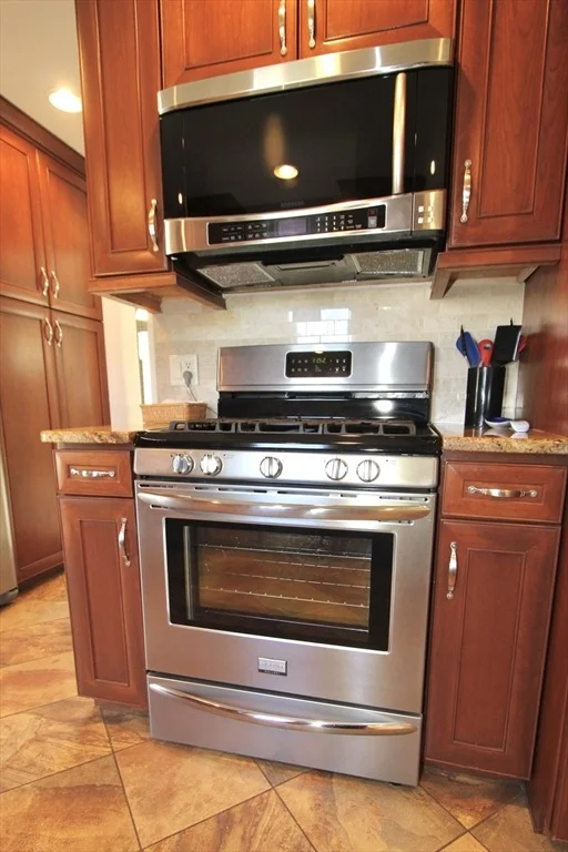 Photo of 25 Rollinson Rd