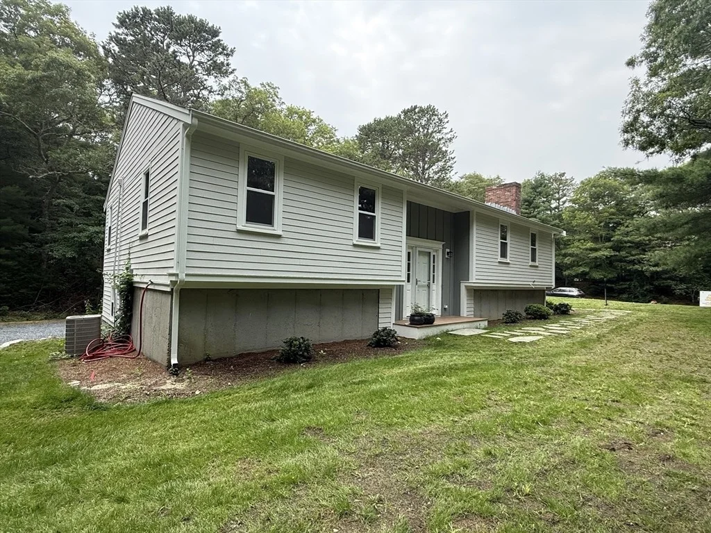 Photo of 329 Woodside Rd