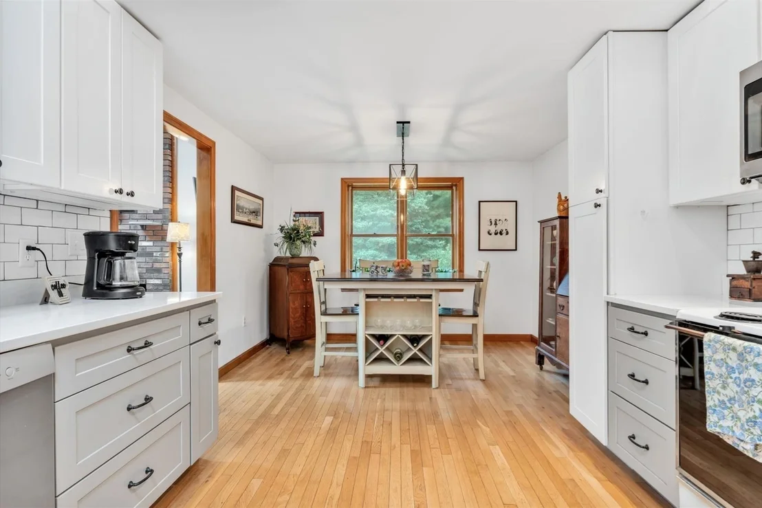 Photo of 8 Golf Link Cir