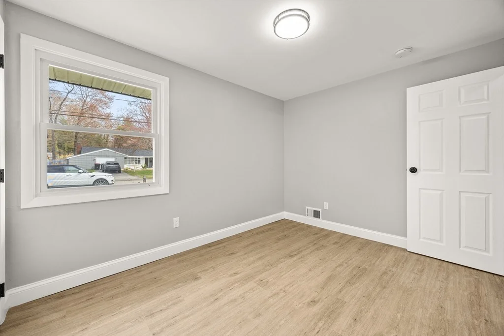 Photo of 122 Sinclair Rd