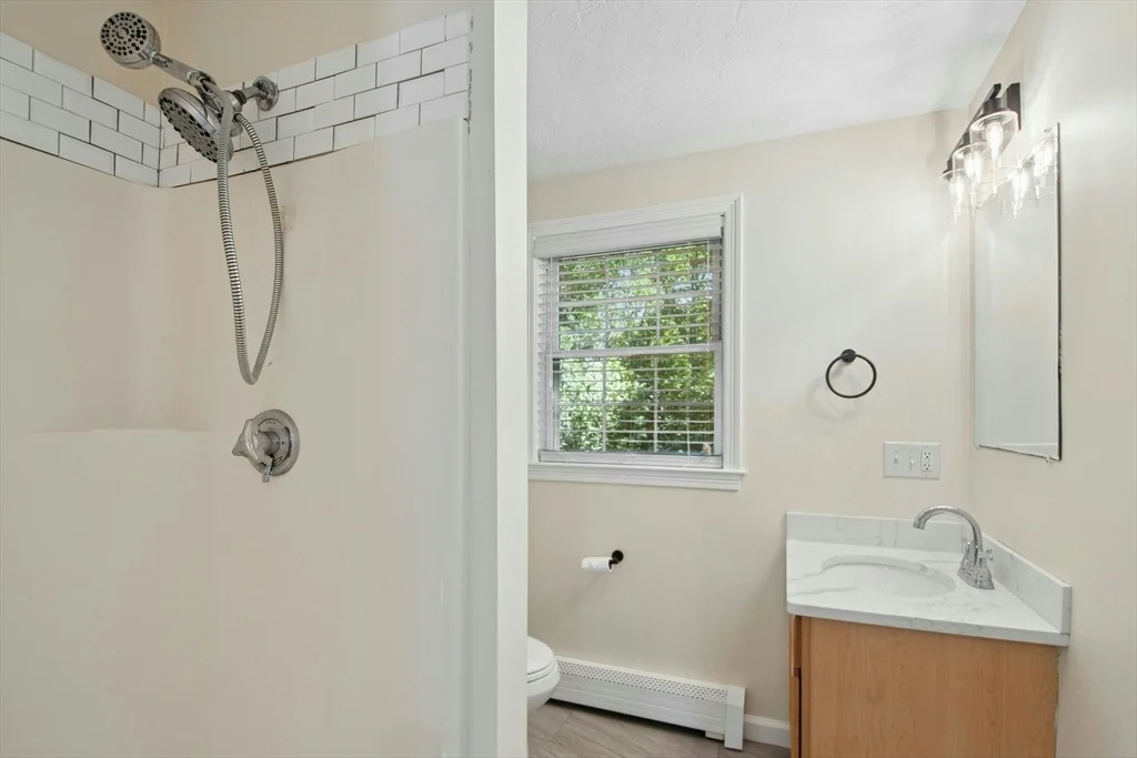 Photo of 37 Mark Dr