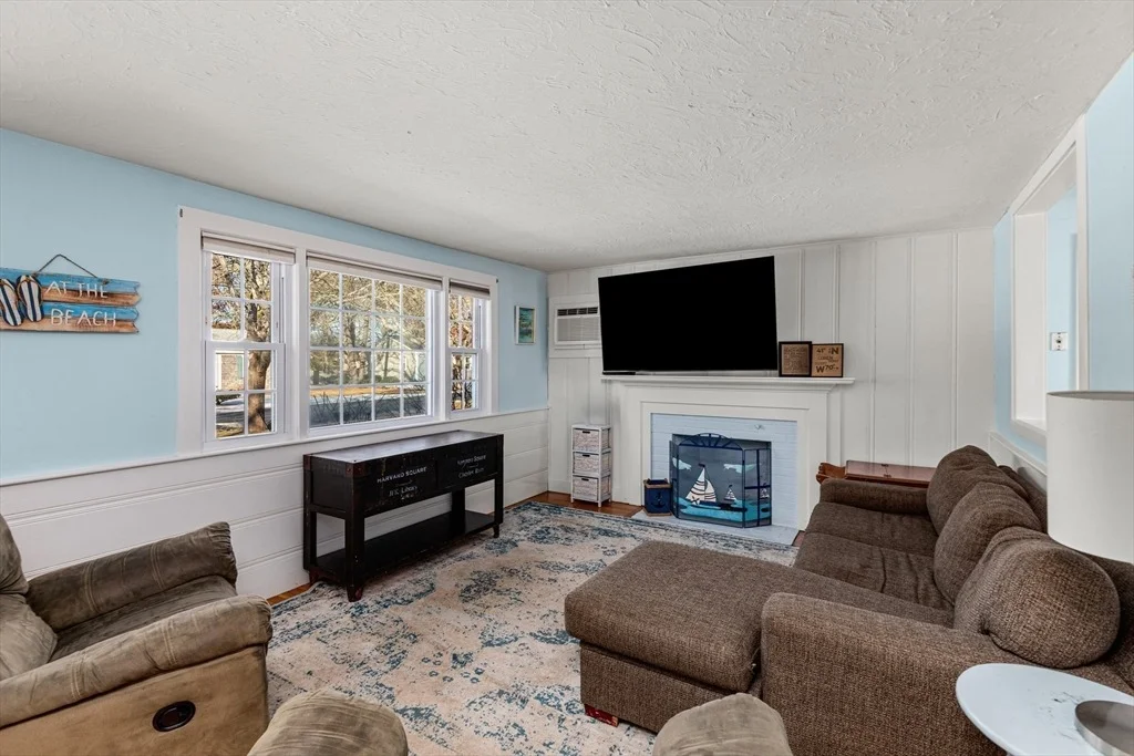 Photo of 46 Pawkannawkut Dr