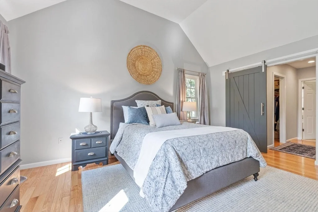 Photo of 25 Whitney Lane