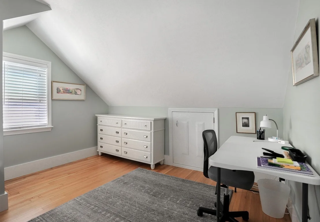 Photo of 9 G St
