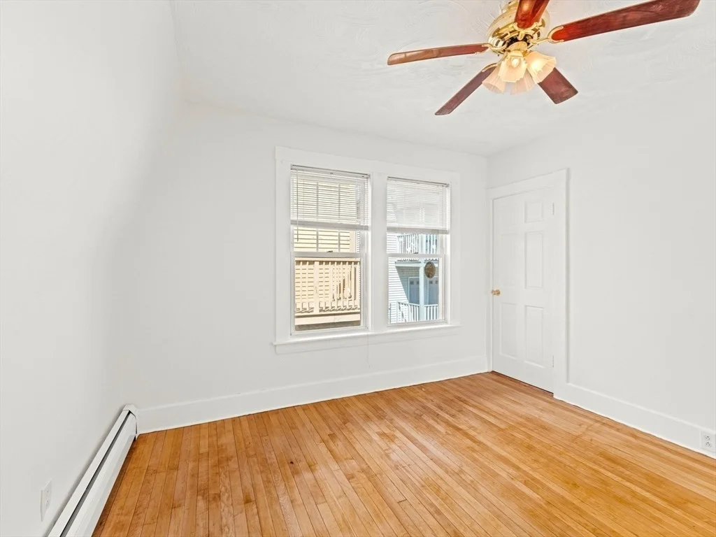 Photo of 72 Cook St