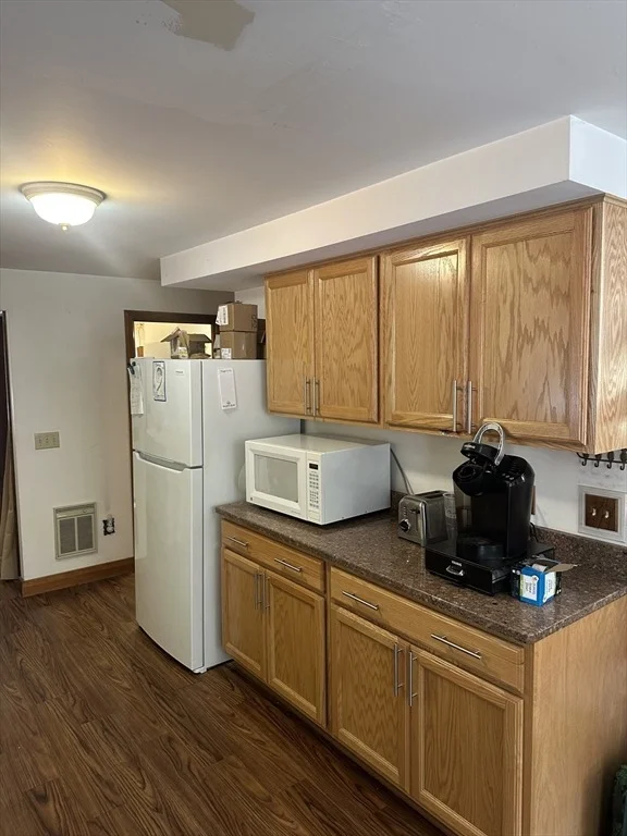 Photo of 160 Toland Drive