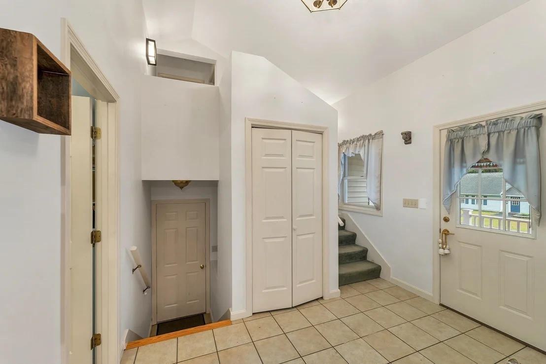 Photo of 10 Davis Road