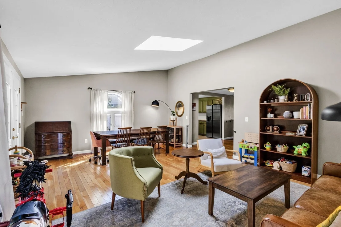 Photo of 4 Stratton Rd