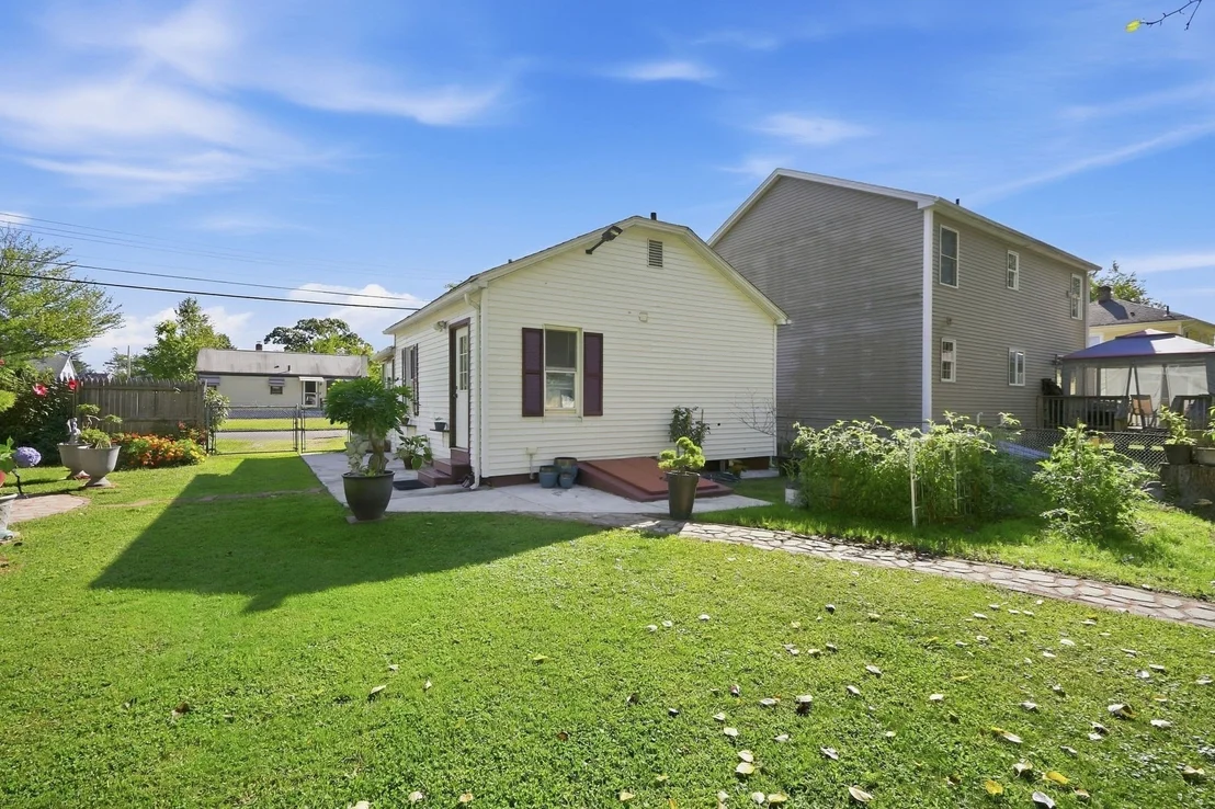 Photo of 114 Hood St