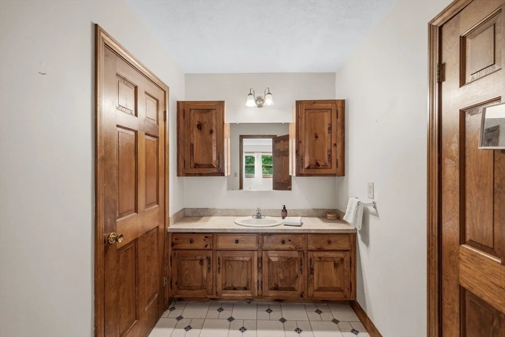 Photo of 17 Kernwood Heights