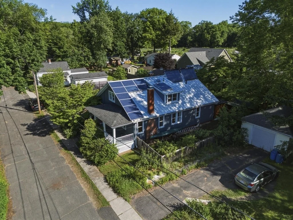 Photo of 35 Rust Avenue