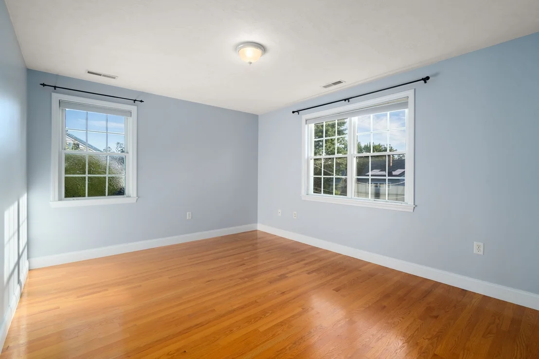 Photo of 31 Rockmont Road