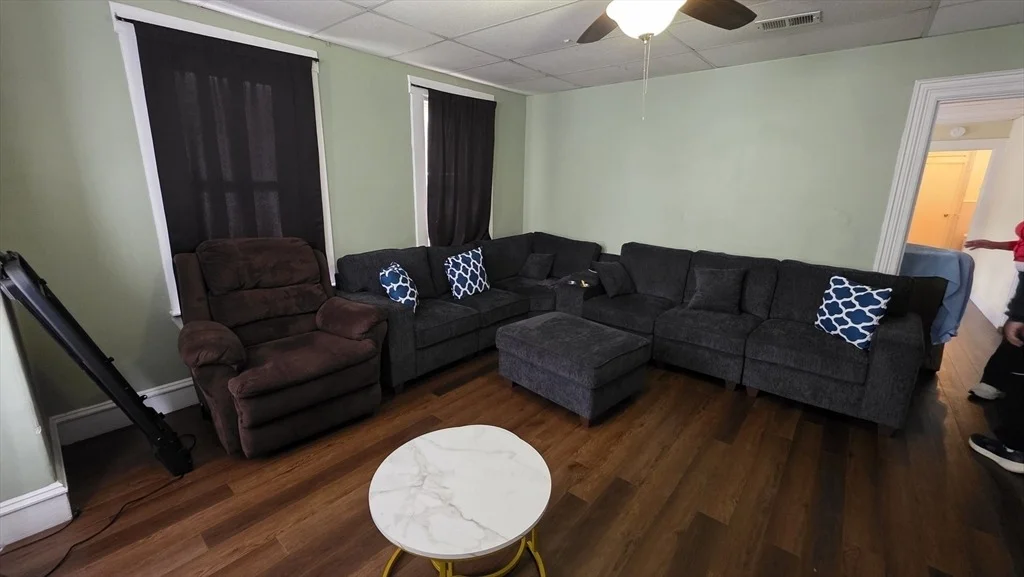 Photo of 155 Grant St