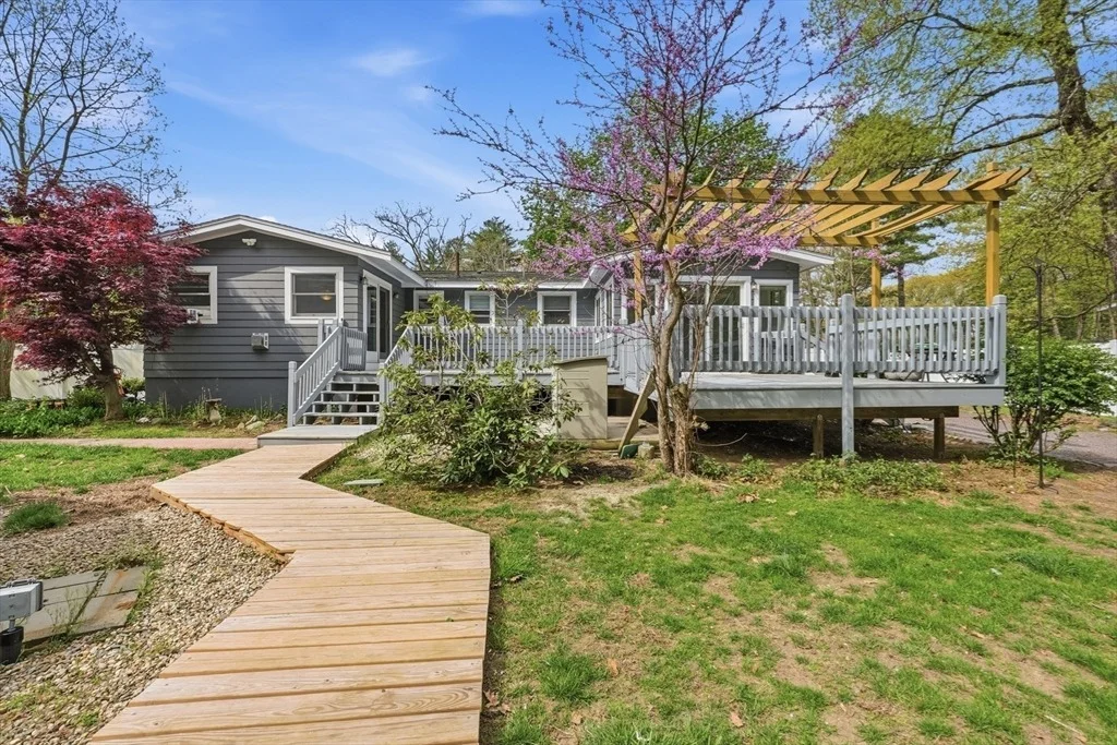 Photo of 31 Lancaster Drive