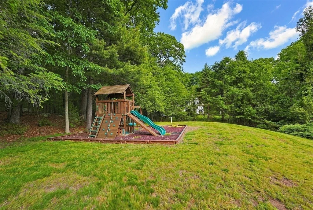 Photo of 45 Johnson Dr