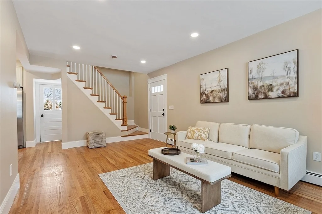 Photo of 130 Beverly Rd
