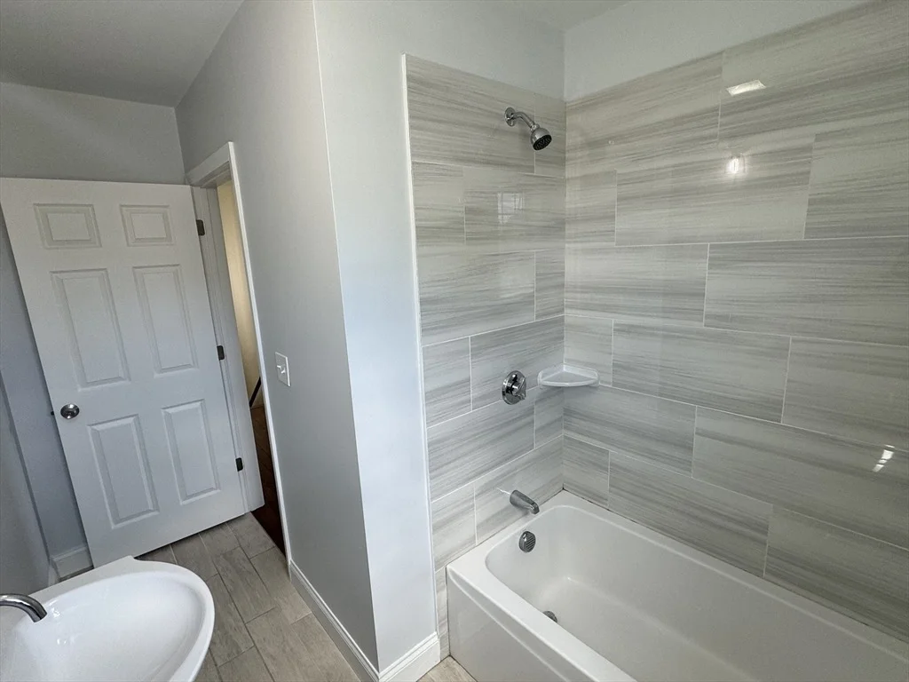 Photo of 6 N Rocliffe St