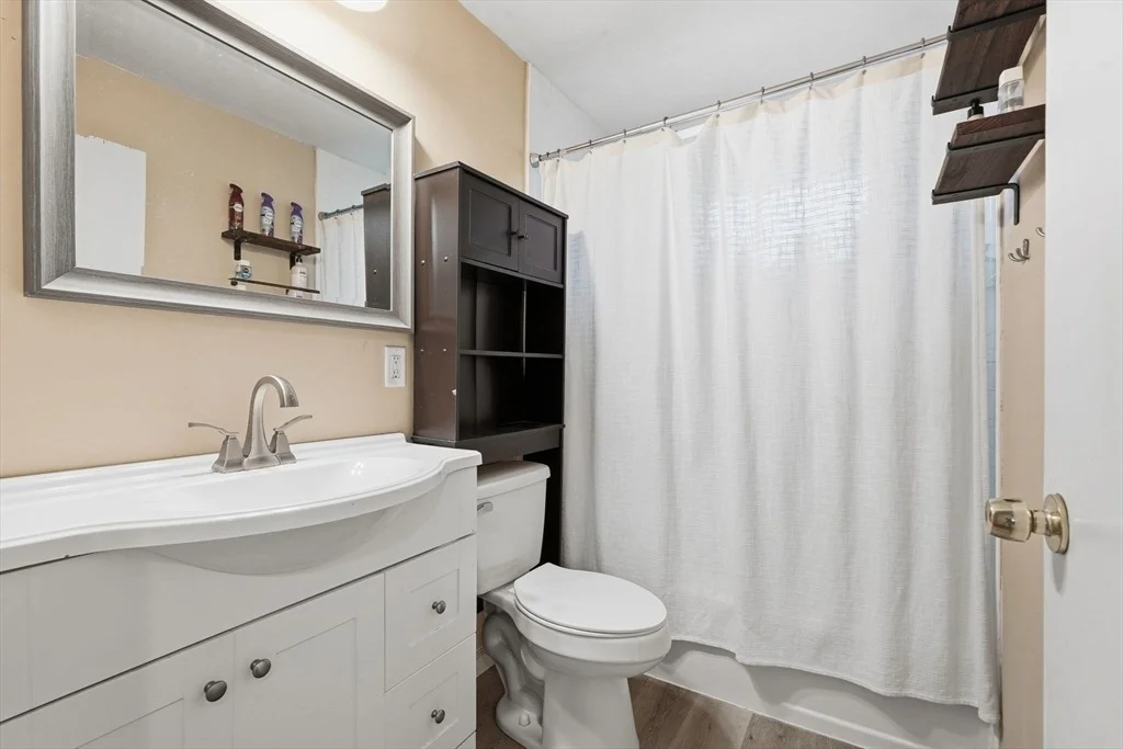 Photo of 30 Jerilis Dr