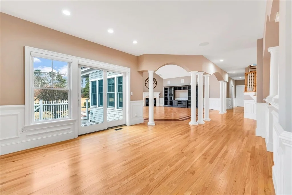 Photo of 326 Willowbend