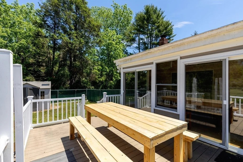 Photo of 189 Blackmore Pond Rd