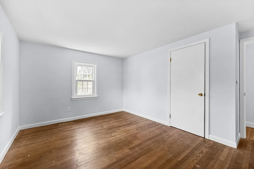 Photo of 19 Aspen Ln
