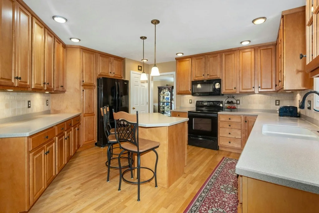 Photo of 75 Kennedy Circle