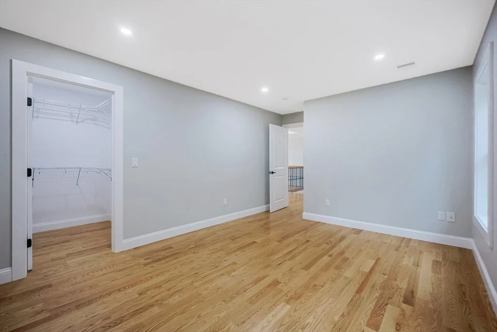 Photo of 87 Summer Street