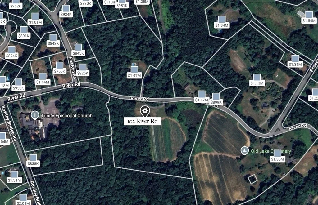 Photo of 102 River Rd