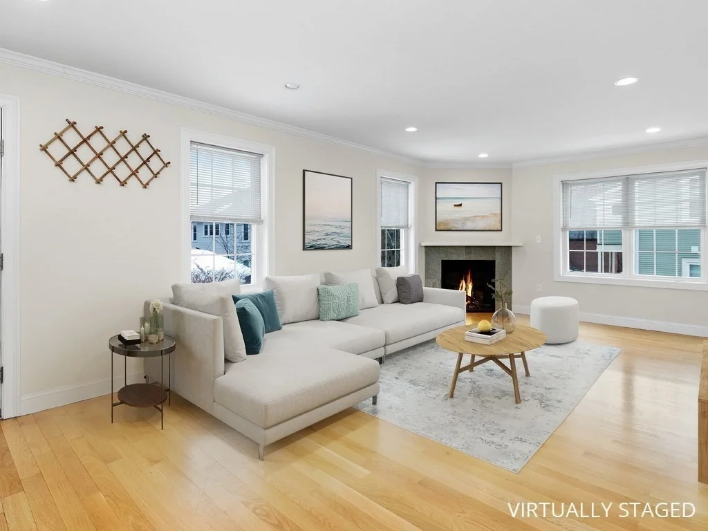 Photo of Unit 2 at 19 Everett Street