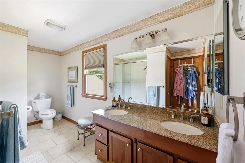 Photo of 16 Lessard