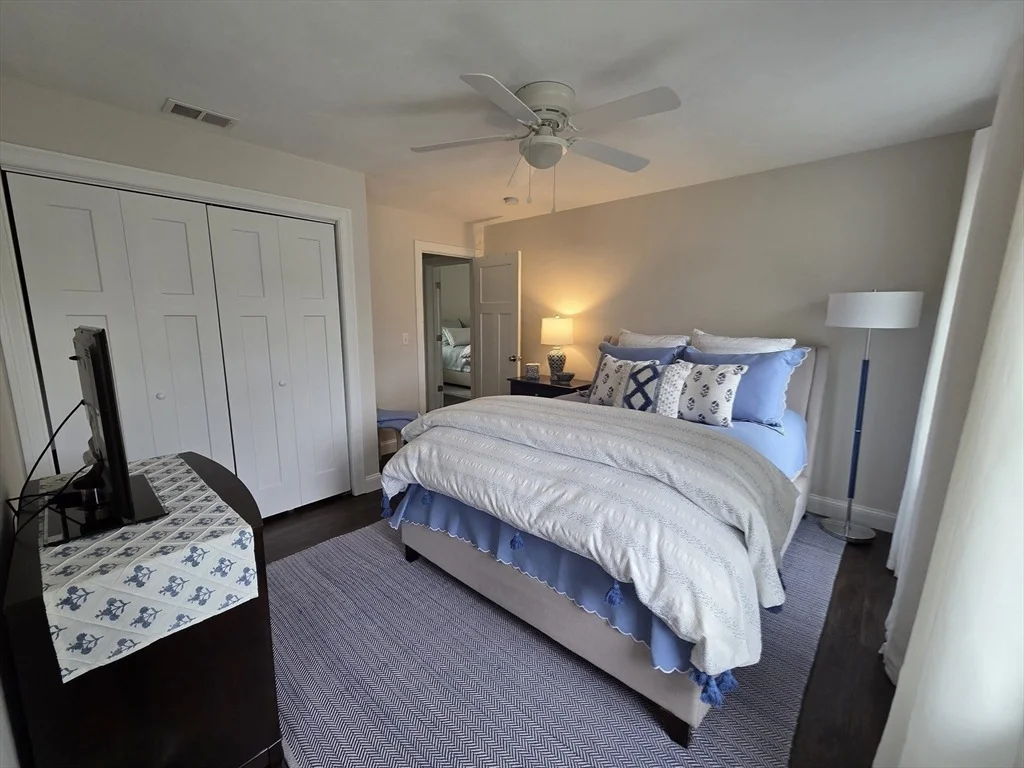 Photo of 10 Wisteria Ln