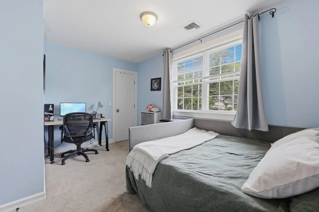 Photo of 5 Laclede Avenue