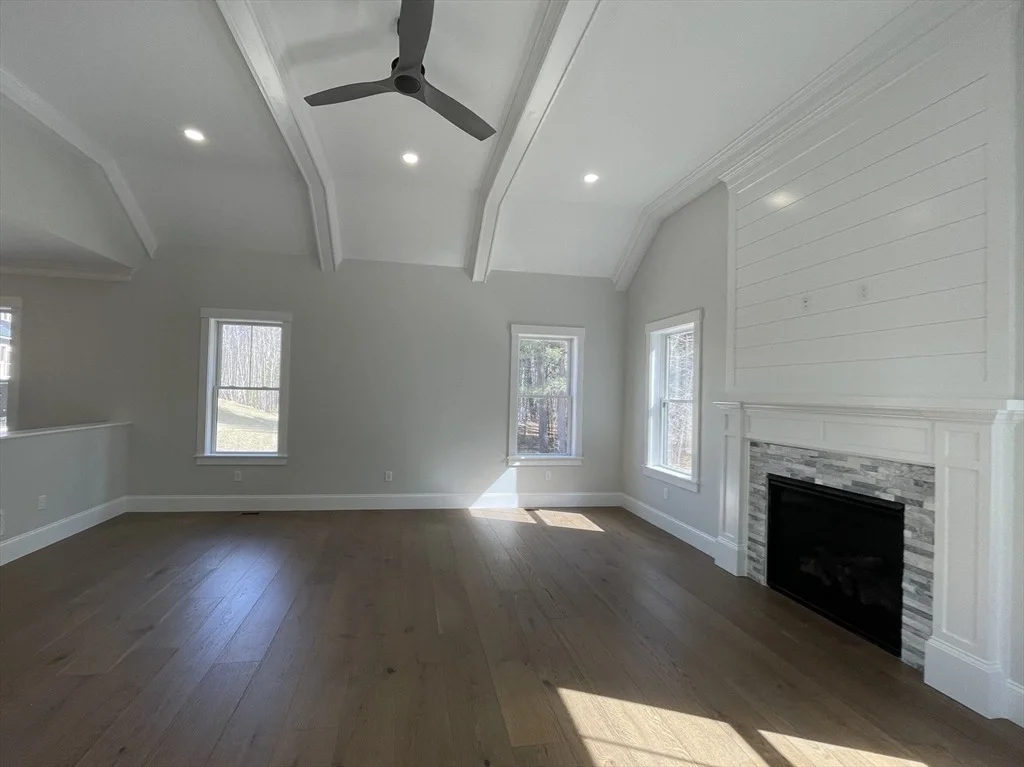 Photo of 42 Paugus Trail