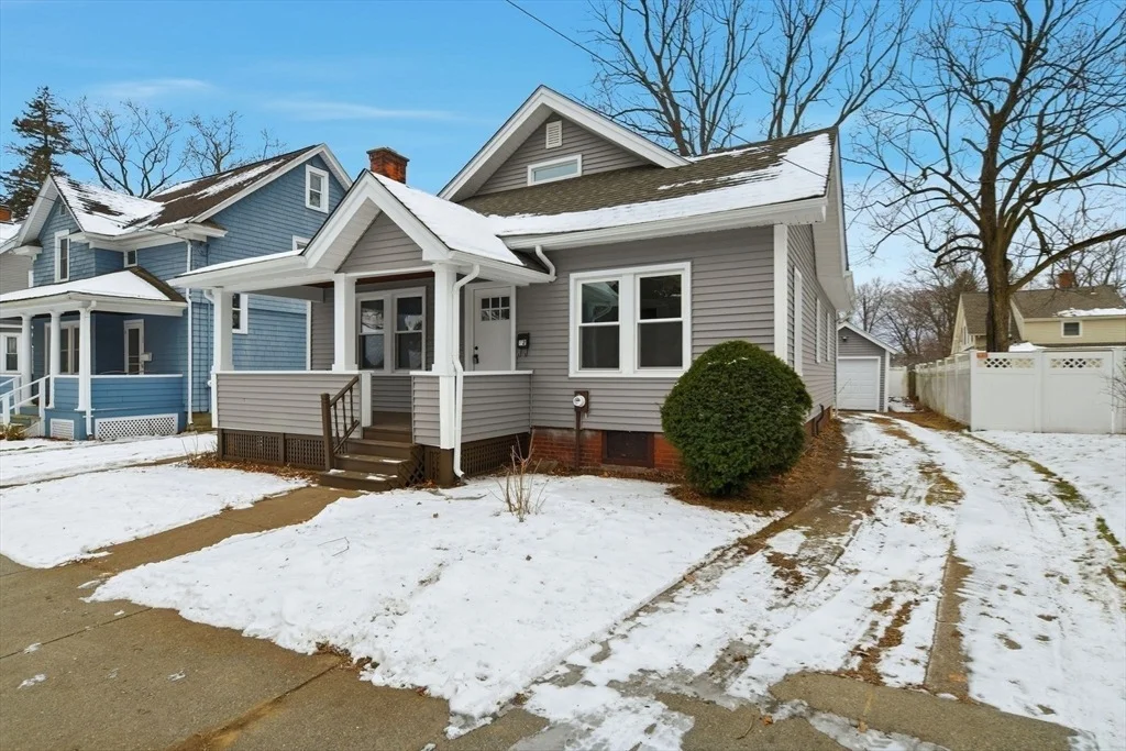 Photo of 72 Sunapee St