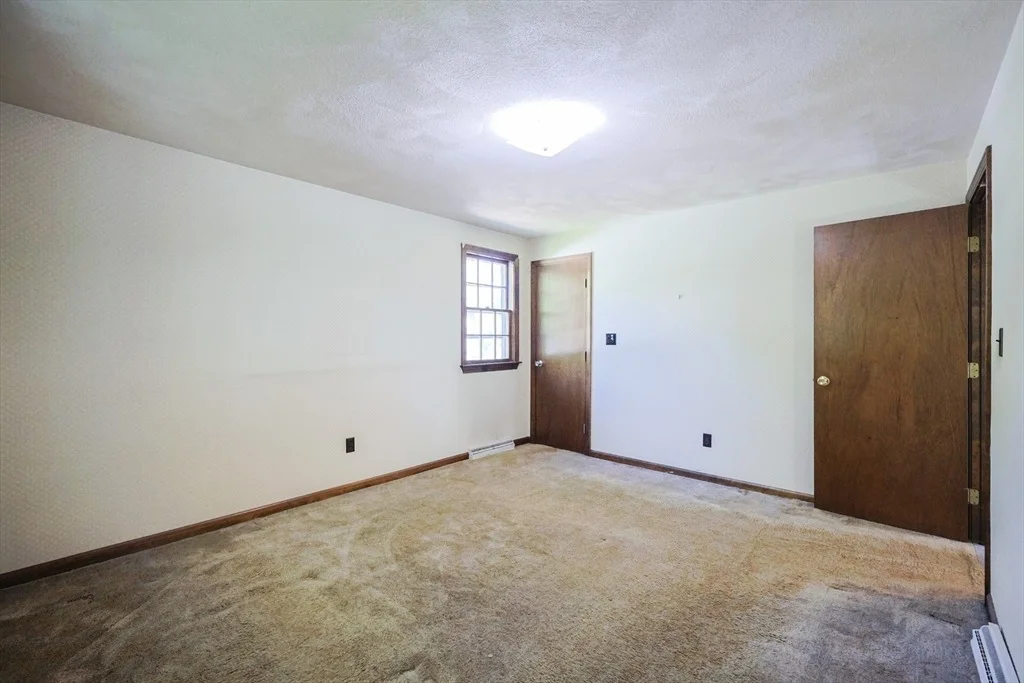 Photo of 7 Eric Ln