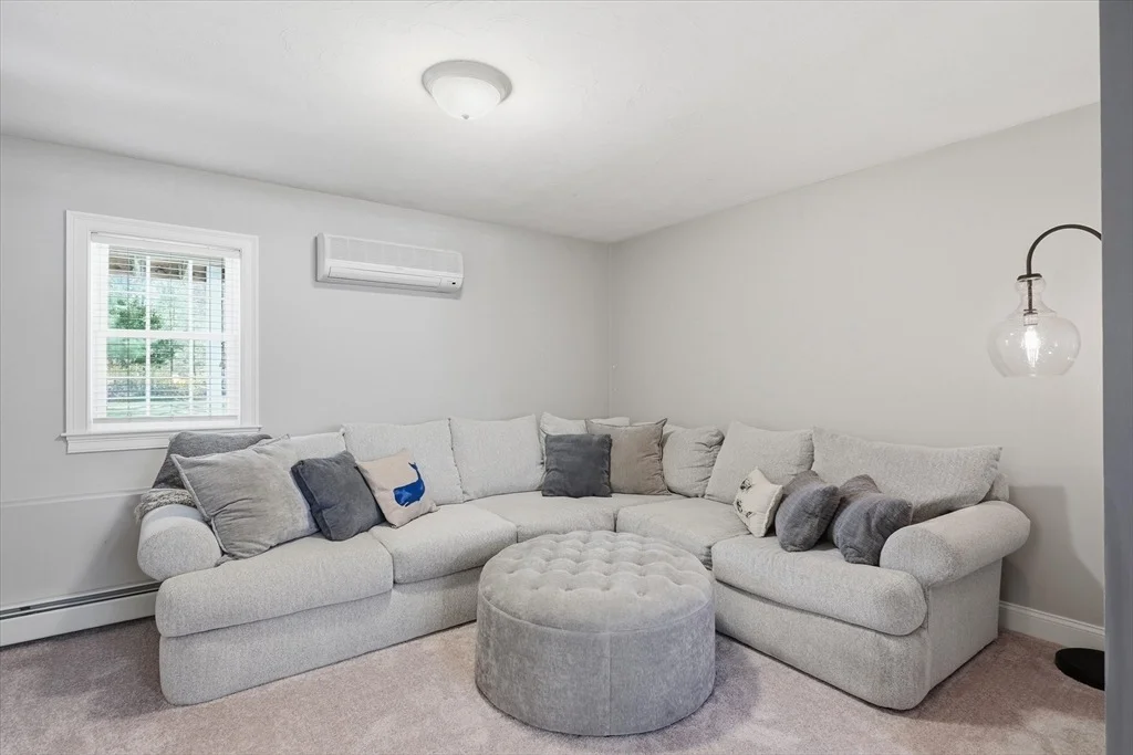 Photo of 20 Fiske Ave