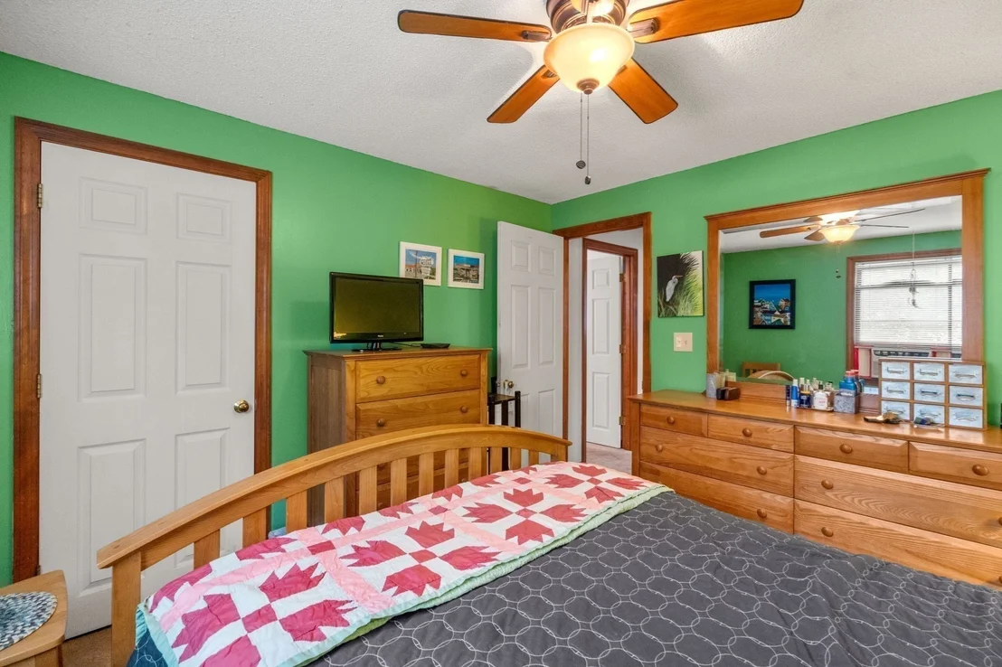 Photo of 12 Eldridge Street Ext
