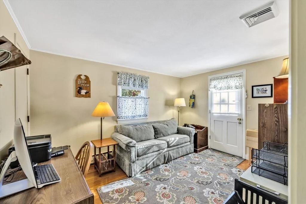 Photo of 48 Maple St