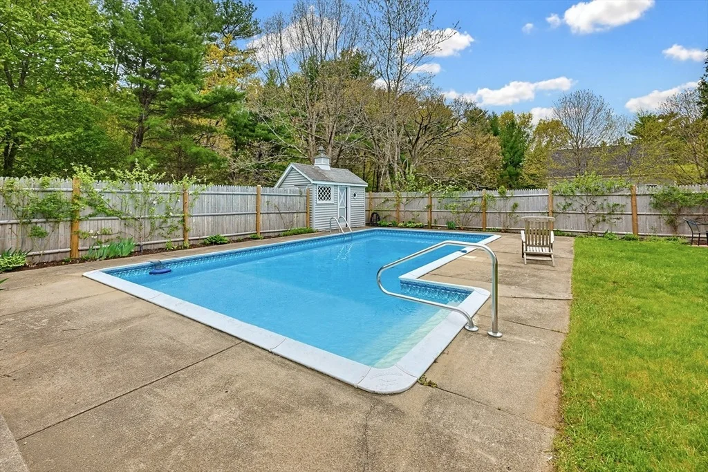 Photo of 13 Lawrence Circle