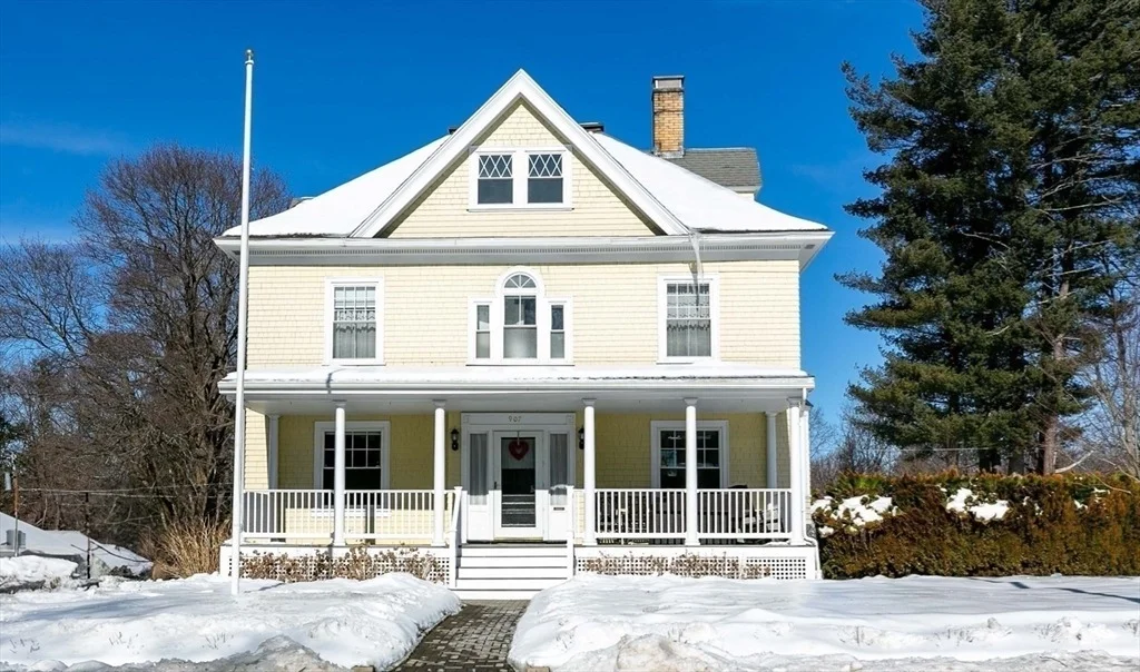 Photo of 907 Pleasant St