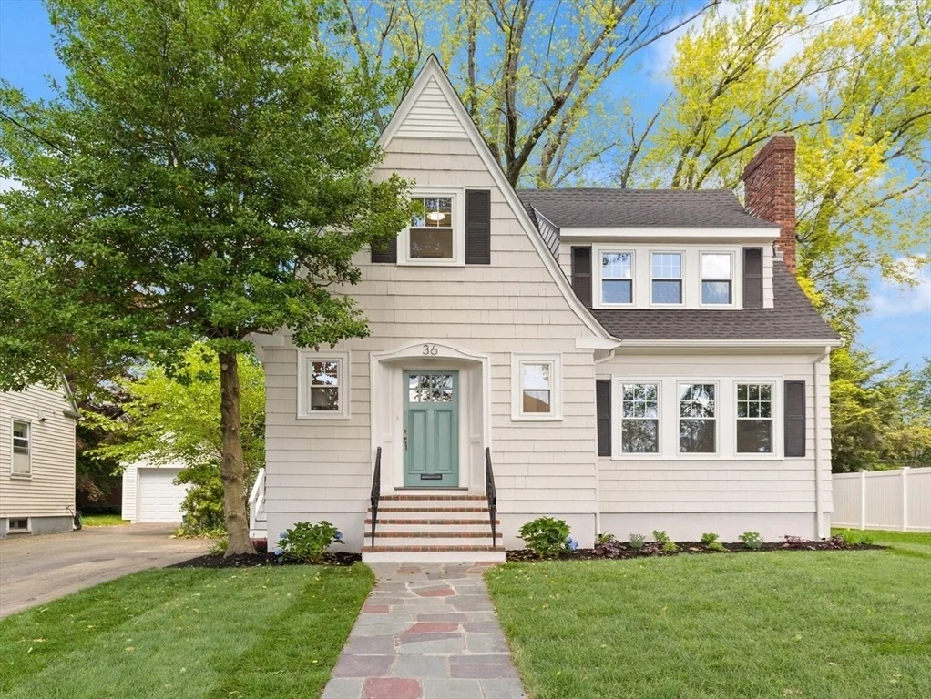 Photo of 36 Stearns Rd