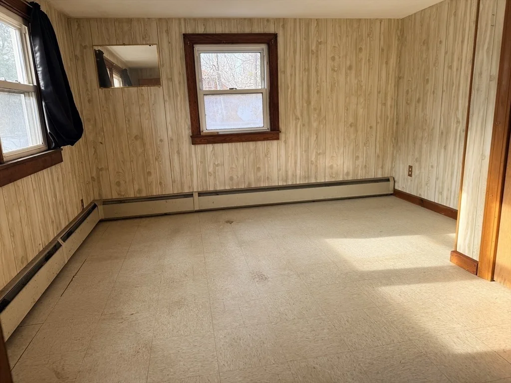Photo of 108 Southbridge Rd
