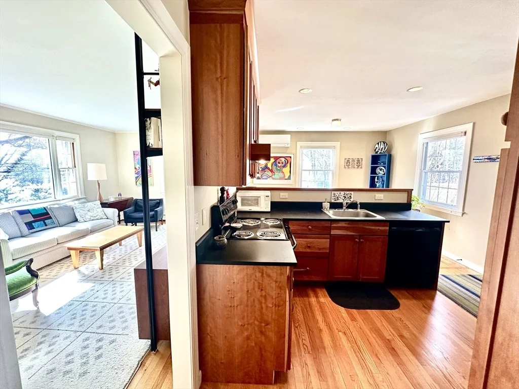 Photo of 32 Stilson Ave