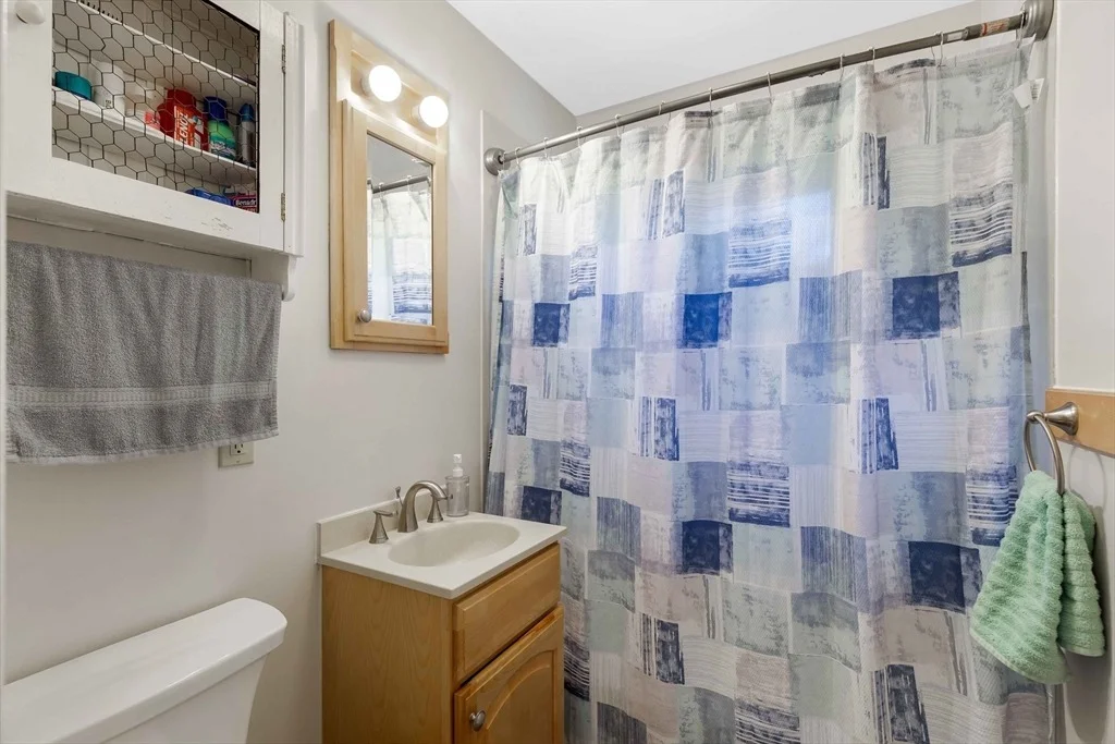 Photo of 48 Long Pond Dr